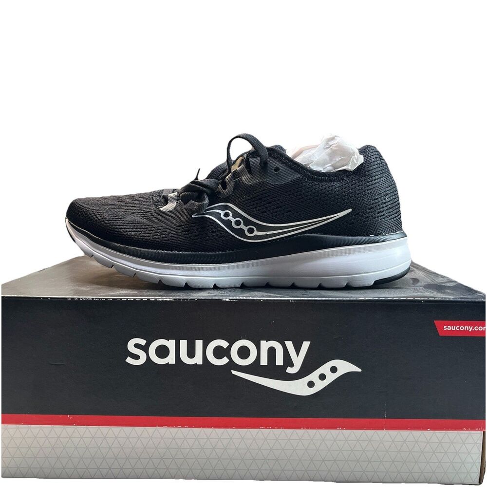 Saucony Versatile Flare Women’s Sz 6 Black White Running Shoes Sneakers S30034-1
